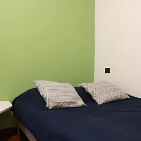 Apartman Happy Flat With Terrace Milánó